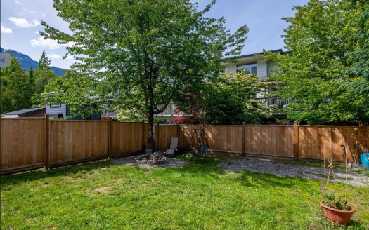 sold duplex in squamish
