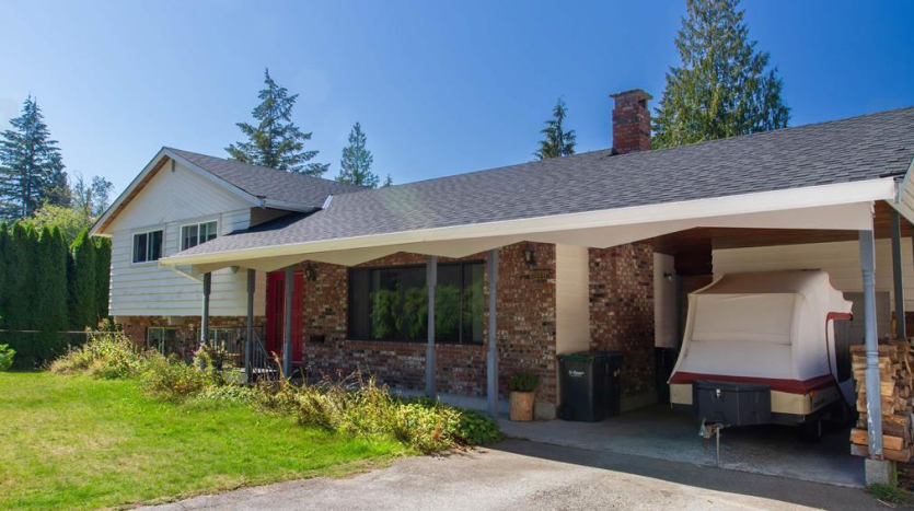Squamish 3 bedroom home in Garibaldi Highlands